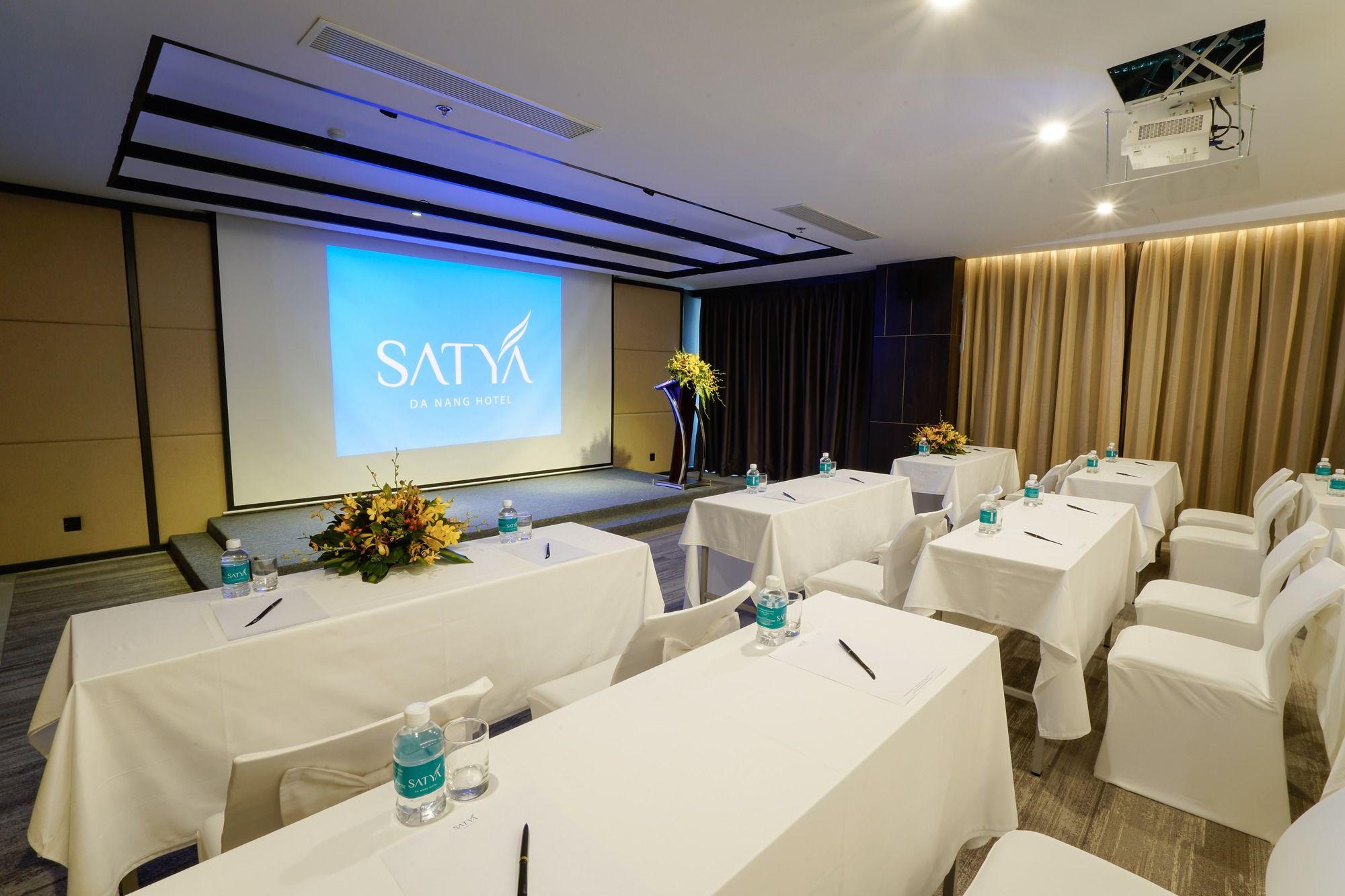 Satya Da Nang Hotel Han Market מראה חיצוני תמונה
